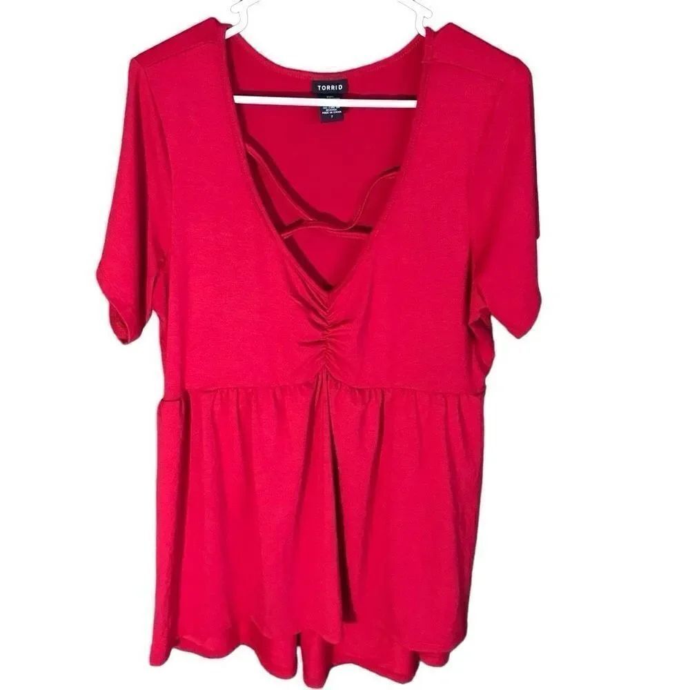 Torrid Short sleeve Red top shirt women’s plus Size 2 = 2X valentines